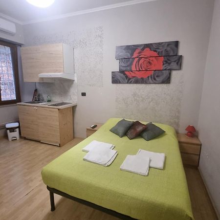 Bed and Breakfast Red Rose Rzym Zewnętrze zdjęcie