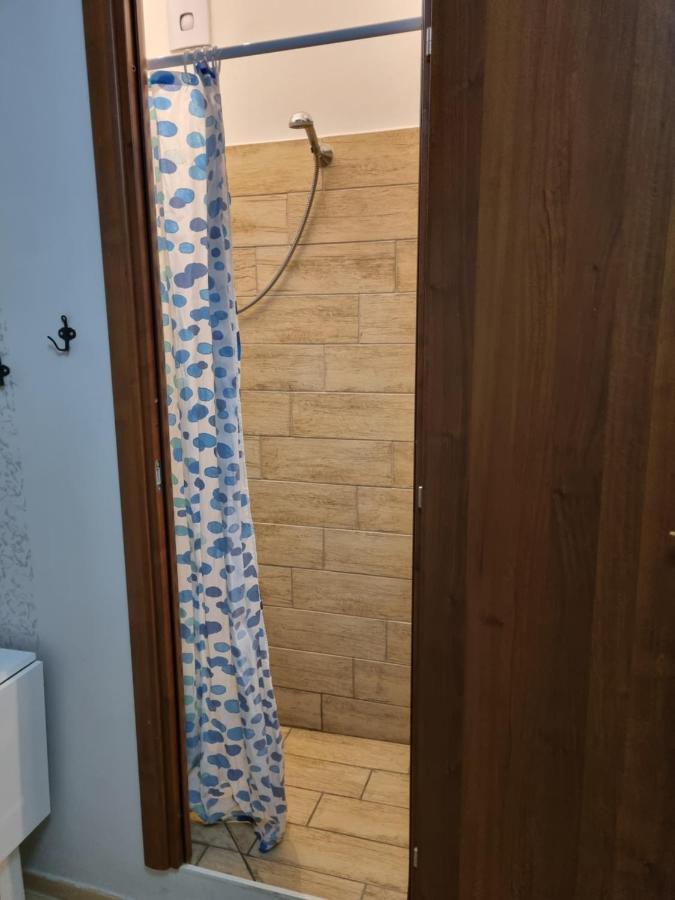 Bed and Breakfast Red Rose Rzym Zewnętrze zdjęcie